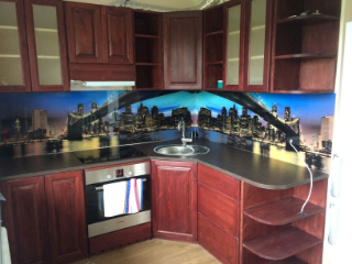 Riippumatta asennuksen koosta ja monimutkaisuudesta, luomme sinulle parhaan mahdollisen ratkaisun.